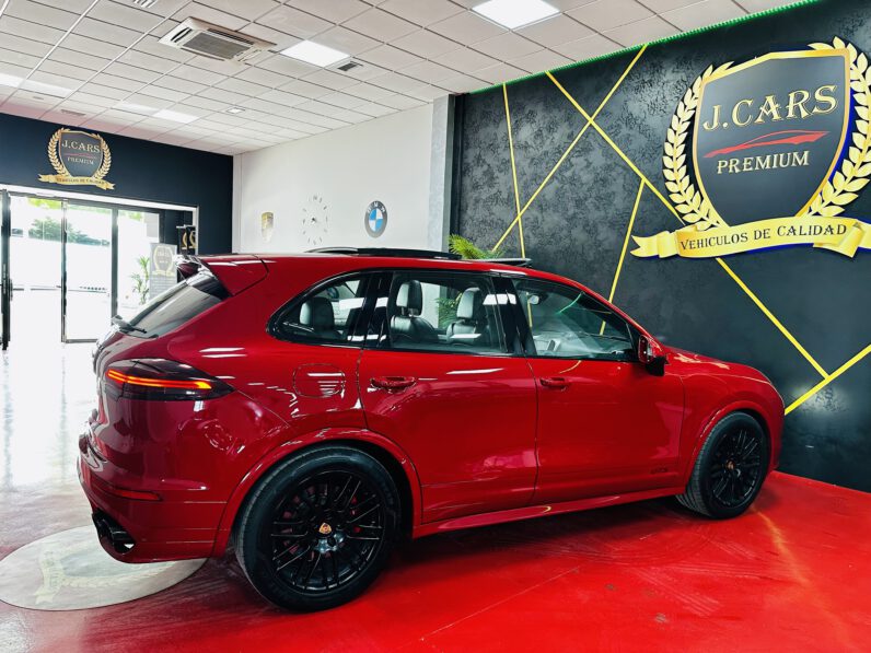 PORSCHE CAYENNE ( GTS ) 440CV